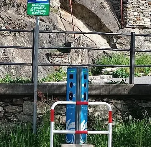 Solare Con Piscina - 5 Sueglio