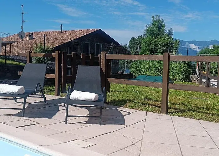 Solare Con Piscina - 5 Sueglio